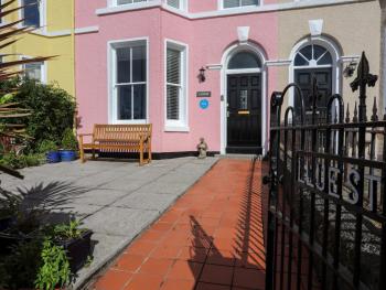 Lluest, Beaumaris (photo 4)