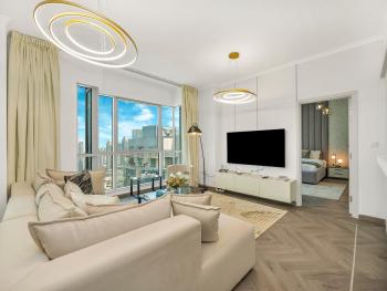 Luxe 4 bedroom Apartment I Burj Khalifa & Fountain Views I Free Gym, Pool, Parking, Wi-Fi and PS5 I by Skyline Serenity, Dubai (photo 4)