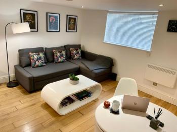 Period Apartment for 3, Near Uni, Hospital and Town Centre, Parking, Reading (fotografie 2)