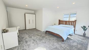 Spacious room in Browns Bay, Auckland (photo 3)