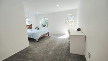 Spacious room in Browns Bay, Auckland (photo 4)