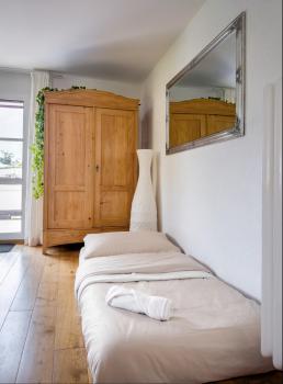 Apartment with Mattress in Living Room, Bern (Foto 5)