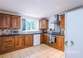 Large 5BDR House By Vista Stays Short Lets & Serviced Accommodation Salford With Pool Table, PS4 & Private Parking, Manchester (fotografie 4)