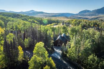 Bear Lodge - Modern log home at easy ski-in-out location, Telluride (Foto 2)