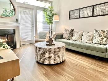 Cozy 2 Bedroom 2 Bathroom Condo with Pool, Gym, Spa, Los Angeles (fotografie 2)