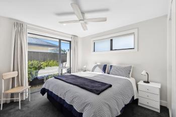 Modern, Sunny, Central, Motueka (photo 5)