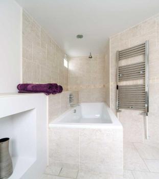 Stylish three bedroom apartment in heart of city, Bath (zdjęcie 4)