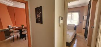 The 23 Princesses by IB Signature - Stylish 2 Bedroom Apt with Wifi, Self check-in - 24 x7 Security - City View - Walk to Cafes! City Centre, Casablanca (Foto 3)
