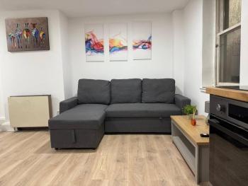Modern 1 BR - 5 min walk from Princess Street EB1, Edynburg (zdjęcie 3)