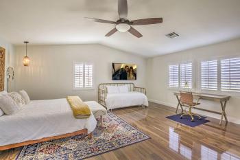 Luxury and Harmony in a 6BR Dream Villa; Pool, Hot Tub, Game room, Near the Las Vegas Strip, Las Vegas (photo 4)