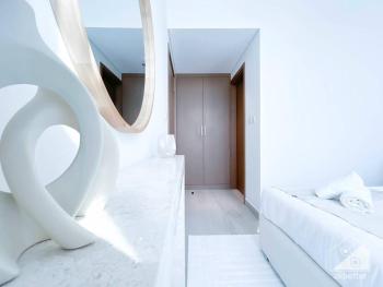 Elegant & Spacious 1bedroom with Balcony Dubai, Дубай (фото 4)
