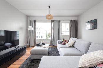 Large 3-bedroom city home, Helsinki (photo 3)