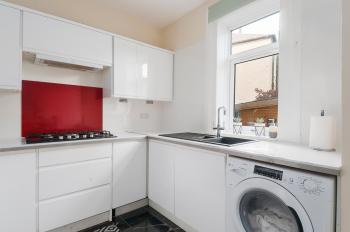 2 Bed Property, sleeps 5, free parking, near city centre, Edinburgh (fotografie 3)