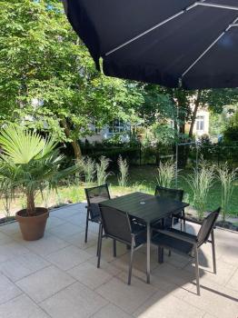 Modernes City-Apartment mit großer Terrasse, Drážďany (fotografie 4)