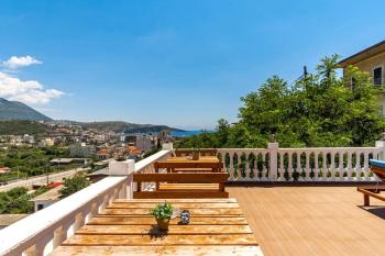 Apartment 4 - 2 bedrooms, Vila Goro - Pool, Parking and more, Himarë (photo 3)