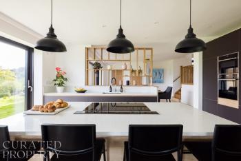 Stunning 5 Bedroom New Build with Amazing Views!, Bath (photo 3)