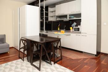 Charming 1BR Steps from South Park, Sofia (photo 2)