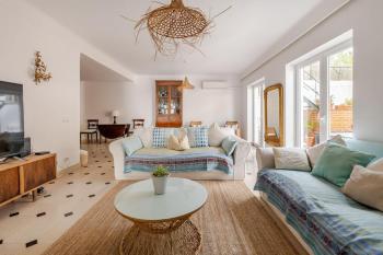 Family Villa in Lisbon ,Heated Pool ,Elevator,Parking,6 Bedrooms,Sleeps 14, Lisabon (fotografie 5)