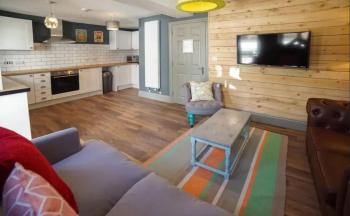 Mary Morris House Cozy Budget Stay with Shared Washroom, Лидс (фото 5)