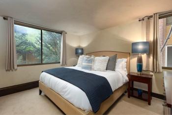 Riverfront 2 BR - Steps to Town - Pool & Hot Tub, Aspen (foto 4)