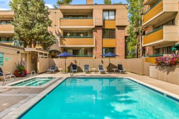 Riverfront 2 BR - Steps to Town - Pool & Hot Tub, Aspen (foto 5)