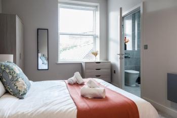 Central Leeds 2-Bedroom Apartment - Walk to Station & Park Square, Leeds (Foto 5)