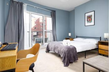 2Bed Flat With Private Balcony and Fireplace, Dublin (fotografie 2)