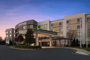 Courtyard by Marriott Raleigh North, Роли (фото 3)