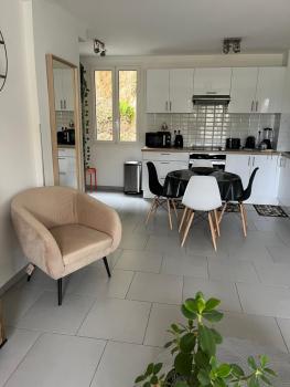Beau 2P, très équipé, localisation parfaite/AC, Villefranche-sur-Mer (fotografie 2)