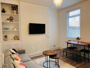Charming 3-Bed Anfield Home, Liverpool (photo 4)