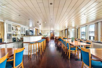 Botel Sailing Home, Amsterdam (photo 4)