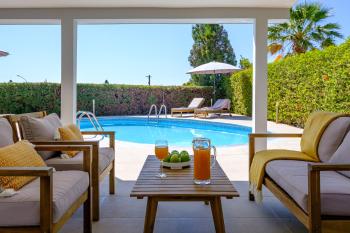 Ivy Blue Villa by Nomads - Short Walk to Coral Bay, Peyia (photo 4)