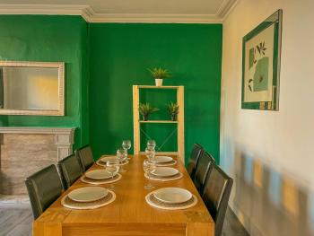 Spacious 4-bedroom Apartment - free public parking, Liverpool (foto 5)