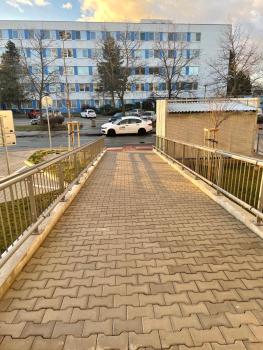 Great location, private parking, new apt, Bratislava (photo 4)