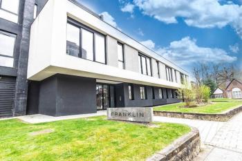 Luxury 1 Bedroom Bournville Apartment, Birmingham (photo 2)