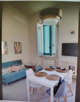 Renaissance, Marina di Carrara (Foto 2)