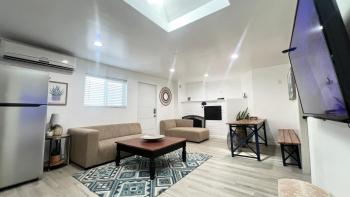 Two Bedrooms Back House in Los Angeles, Los Angeles (fotografie 4)
