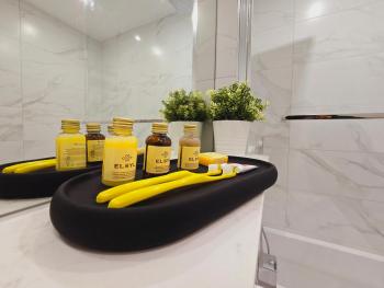 Abbey Corner By Nivaas 4-Located in the heart of the city centre-5 minute walk to train station-20 minutes to London via train, Reading (photo 4)