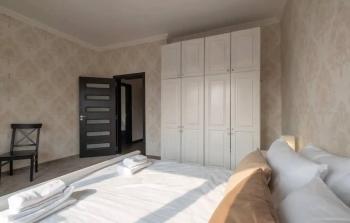 Budget Stay in City Center near NDK, Sofia (photo 4)