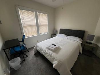 The Celi House - 2 bedroom bath house 10min Downtown & Airport near Cleveland Clinic Fairview, Cleveland (fotografie 3)