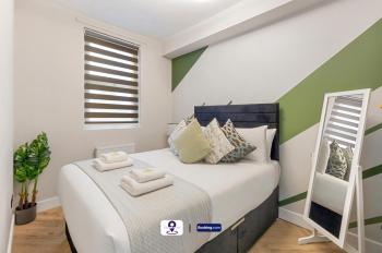 Last-Minute Specials ! Last Chance l Lavender Hill l Exclusive Deal on 2 Bedroom, High Spec Luxury Flat By Finesse Stays Short Lets & Serviced Accommodation London With Free WiFi, Londra (foto 2)