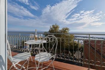 Iris Home, Plomarion (fotografie 5)