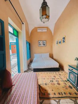 Riad Bouhalla 240m2 in der Medina mit Terrasse, Marakéš (fotografie 4)