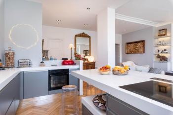 Panorama - Magnificent flat with breathtaking view of Fourvière Basilica, Lyon (fotografie 3)