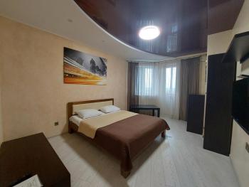 Романтичні апартаменти у центрі, Lutsk (foto 3)