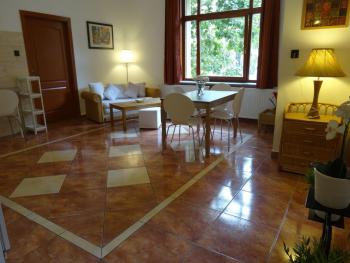 Mester Apartment, Budapest (photo 5)