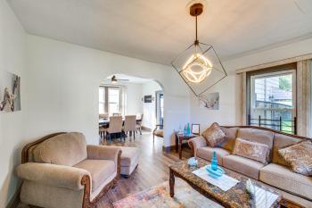 4 Mi to Dtwn: Home w/ Patio in Cleveland!, Cleveland (Foto 2)