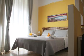 Le Guarattelle House Teresina Room, Naples (photo 2)