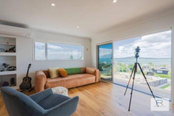 Spectacular Ocean Views - Castor Bay, Auckland (foto 5)