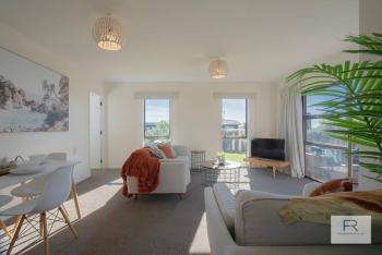 Beautiful Coastal Home Rothesay Bay, Auckland (fotografie 4)